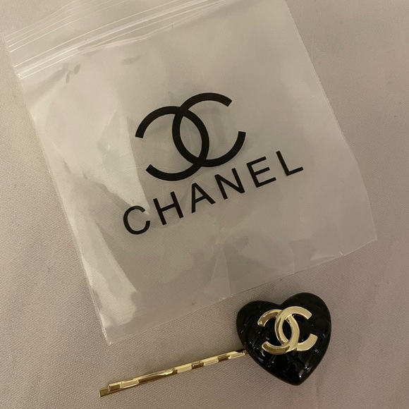 CHANEL Accessories - Chanel Black and Gold Heart Hair Pin